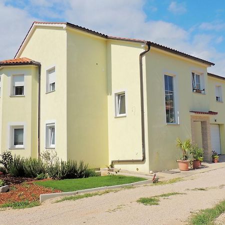 Private Accommodation Kirincic Vrh  Exterior foto